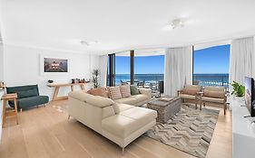 Albatross North Apartments